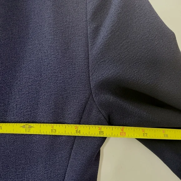 KARL LAGERFELD PARIS Navy Blue Scuba Crêpe Sheath Ruffle Sleeve Dress Sz S - Picture 12 of 16